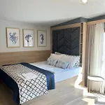 Wavehaven At South Bay 瓦爾納