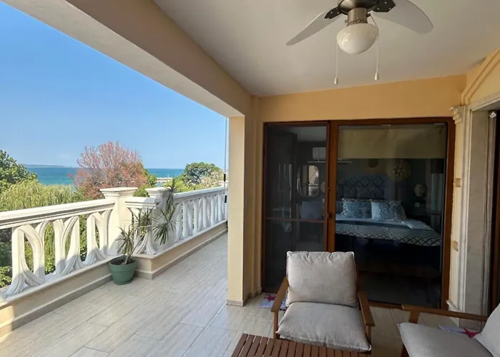 Wavehaven At South Bay Lägenhet