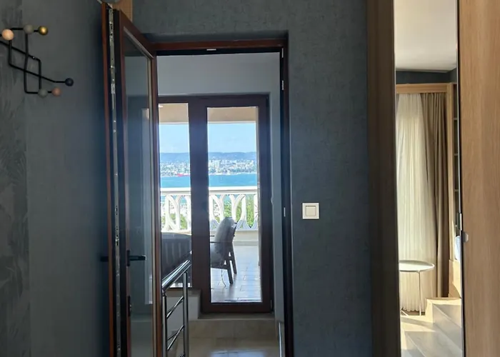 Wavehaven At South Bay Varna