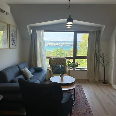 Apartment Wavehaven At South Bay