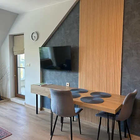 Wavehaven At South Bay Apartment